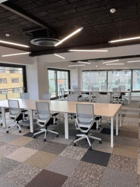 Corneliu Coposu, 350mp, 5250euro Spatiu comercial de inchiriat